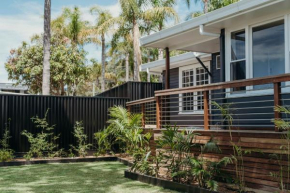 Nelson Palms